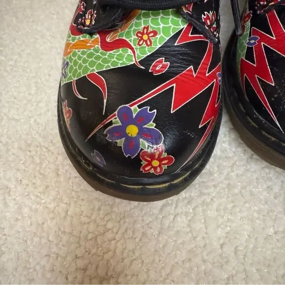 Dr Martens Girls Delaney Boot Psycho Tattoo Size 9 Japanese multicolor Docs - Picture 5 of 11